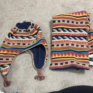 Gap kids matching winter hat and scarf